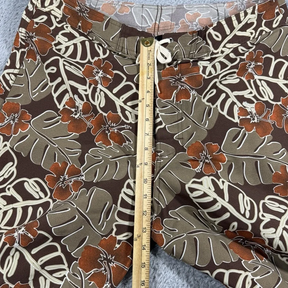 Toes on the‎ Nose Mens FloralPrint Boardshorts Trunks Size 36 brown Made In Usa